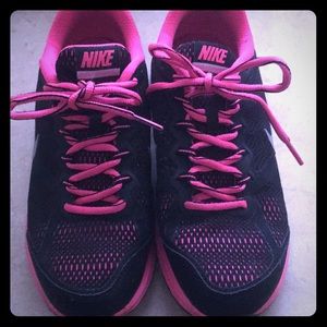 Nike black and pink sneakers